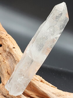 ヒマラヤ水晶ポイント（ダブルターミネイテッド） HML008