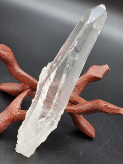 ブラジル・バイア・セントセ産レムリアンシード・原石（シンギング） LEM295