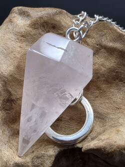 ローズクォーツ・ペンデュラム PDL193