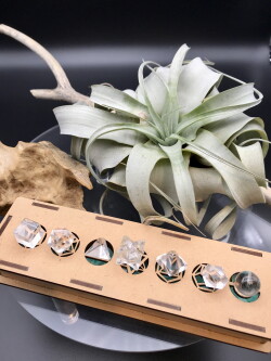 プラトン立体（神聖幾何学）・ヒマラヤ水晶7点セット（BOX入り） PLH016