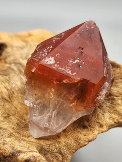 ブラジル・ゴイアス州クリスタリーナ産レッドドリームコート・レムリアン RDC001