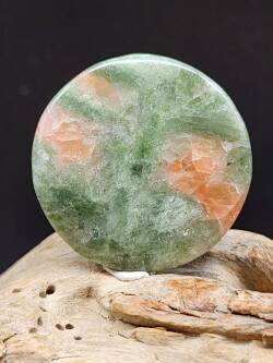 アルゼンチン産インカローズ／セラフィナイト・ルース RHO025