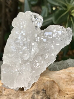 リシケシ水晶（Melu鉱山）グウィンデルアイスクリスタル・シータ RIS005