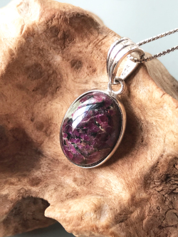 ユーディアライト・ペンダントトップ UD001