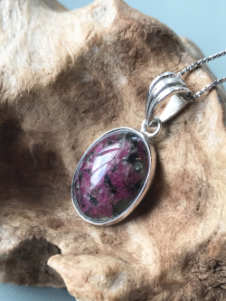 ユーディアライト・ペンダントトップ UD002