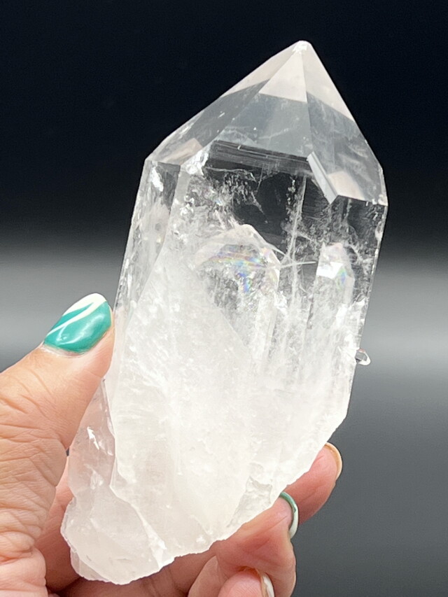 アーカンソー産水晶ポイント（レコードキーパー・レインボウ・イシス  