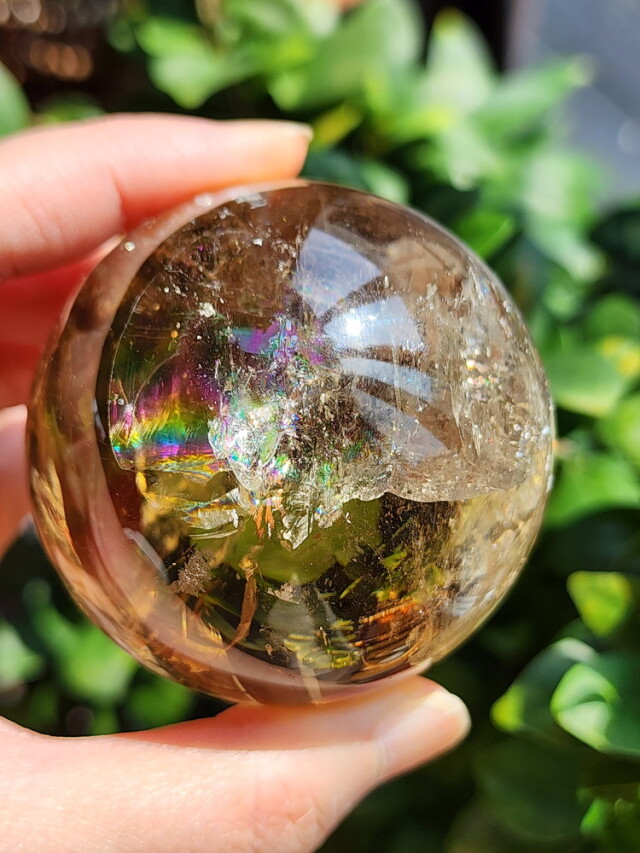 ナチュラルシトリン・スフィア（レインボウ） CIT044