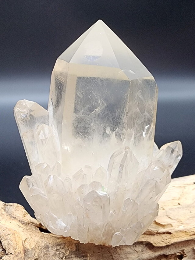 コンゴ産ナチュラルシトリン CIT048