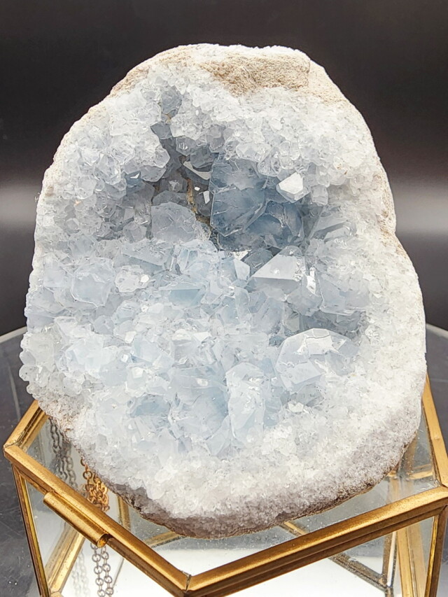 マダガスカル産セレスタイト・原石 CLS043