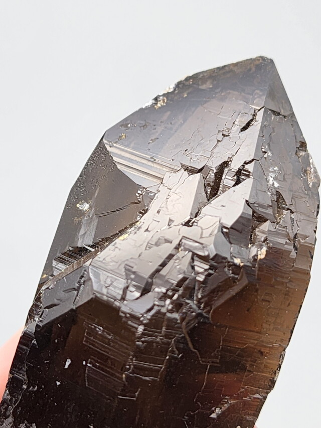 マラウイ産スモーキークォーツ原石 CON004