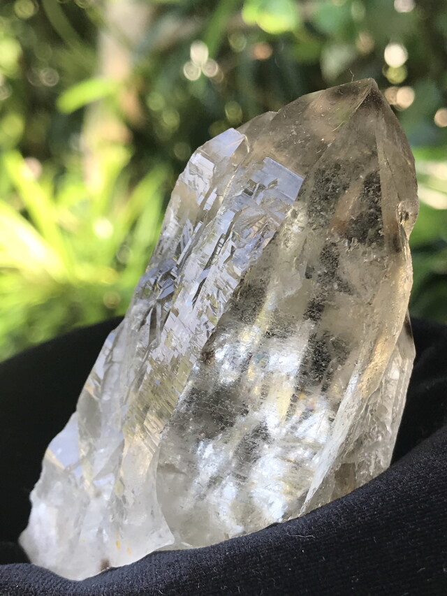 ブラジル・ミナスジェライス・アラスワイ産天然シトリン・カテドラル