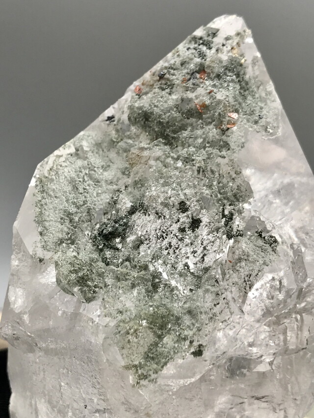 ヒマラヤ・クル渓谷産カテドラル水晶（クローライト・アナテース