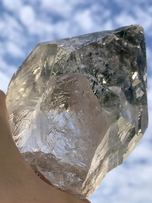 ヒマラヤ水晶 ＊ カテドラルクォーツ ヒマラヤ・クル渓谷産カテドラル水晶（クローライト・アナテース