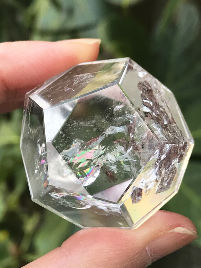 ブラジル産多面体水晶（12面体） DDC006