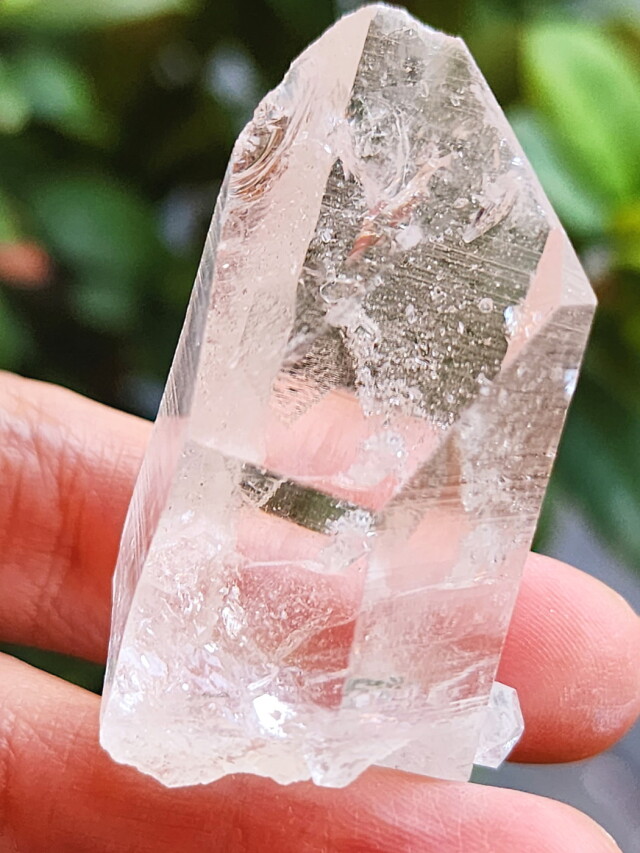 確認用^_^ヒマラヤ水晶ポイントミニミニ虹レコードキーパー△ ▽進化