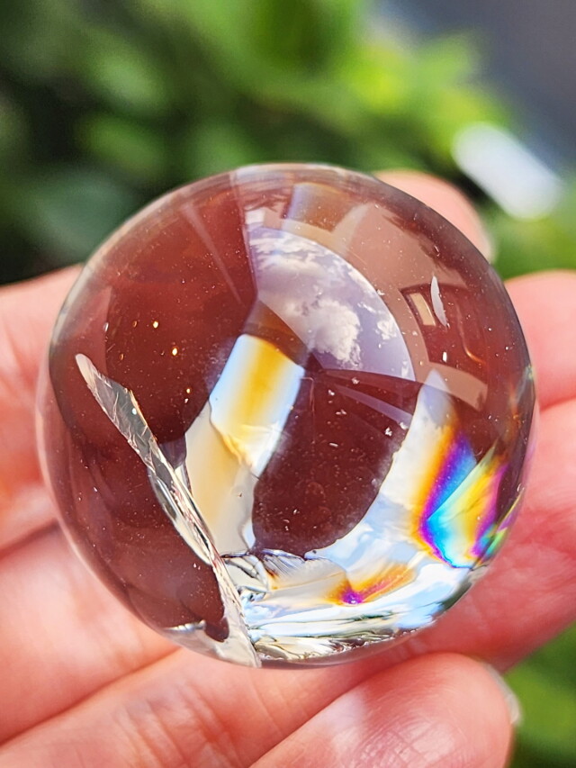 ブラジル産アイリスクォーツ・スフィア（レインボー） IRQ007