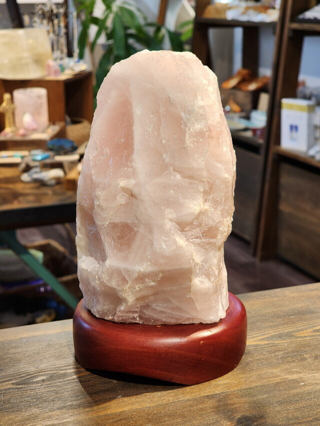 ローズクォーツ・原石ランプ A LMP094
