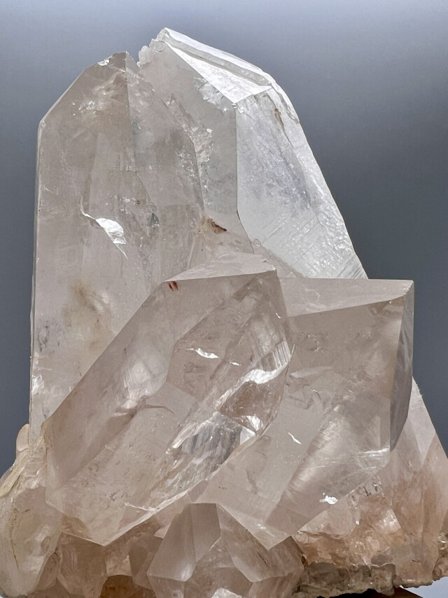 ヒマラヤ・マニカラン産水晶クラスター MQC013