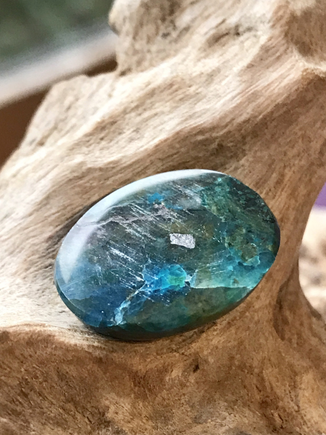 ナミビア産クォンタム・クワトロ・シリカ (Polished with Love