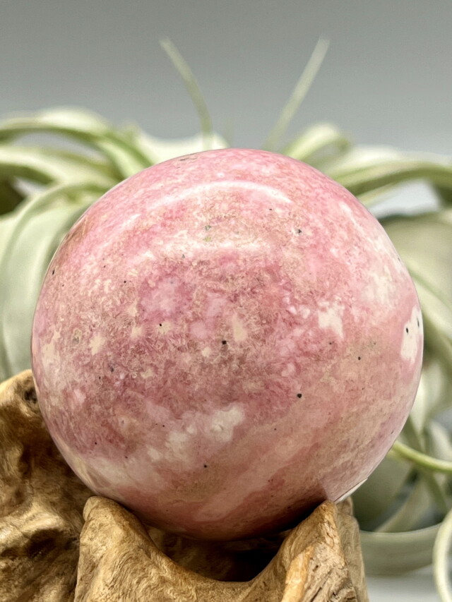 ペルー産ロードナイト・スフィア RHN004