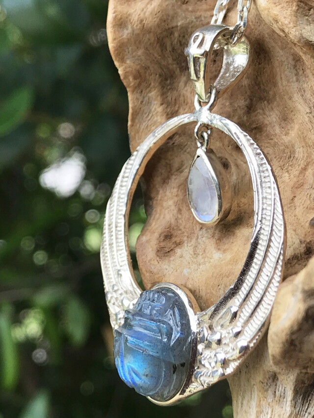 【専用】純銀K14gfレインボームーンストーン&ラブラドライトペンダントT 専用】純銀K14gfレインボームーンストーン&ラブラドライト