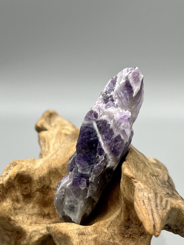 シェブロンアメジスト原石 SAM013
