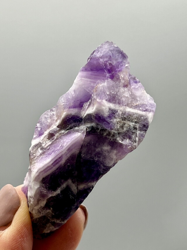 ☆特選NEW☆愛の守護石♡【300gシェブロンアメジスト『紫水晶