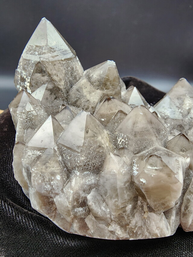 モンドクォーツ ライトスモーキー トルマリンインク ファントム