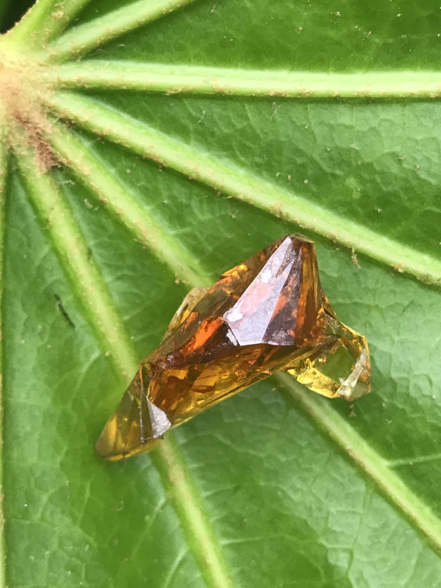 ポーランド産ジンカイト・結晶石 ZIN003