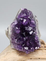ウルグアイ産アメジスト・クラスター AMG096