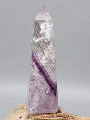 ブラジル・バイア産ファントムアメジスト・オベリスク AMG099