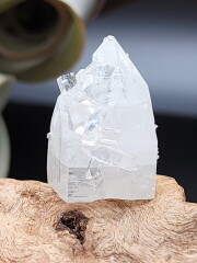 インド産アポフィライト APP037