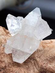 インド産アポフィライト APP038