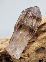 ジンバブエ産アメジストエレスチャル「ガブリエル・レイ」（水入り・イシス・セプター） GAB006