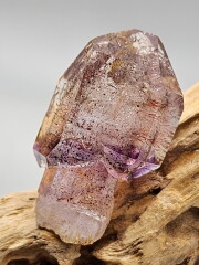 ジンバブエ産アメジストエレスチャル「ガブリエル・レイ」（セプター） GAB020