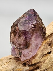 ジンバブエ産アメジストエレスチャル「ガブリエル・レイ」 GAB024