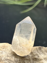 カブラル産ゴールデンレムリアンシード（ゴールド） GLM013