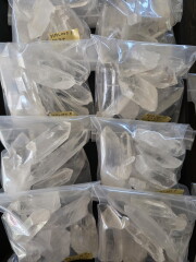 サインジ産ヒマラヤ水晶ポイント・200gパック HML000