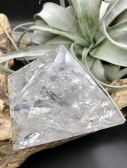 ブラジル・バイア・セントセ産レムリアンシード・ピラミッド LEM248