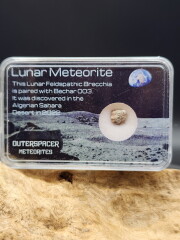 ルナ・メテオライト「月から飛来した隕石」 LMB004