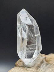 モンドクォーツ