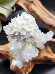 インド産オケナイト・アポフィライト OKN001