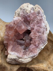 アルゼンチン産ピンクアメジスト原石 PAM017