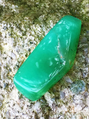 オーストラリア産 クリソプレーズ （Polished with LOVE） PCP002