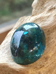 ナミビア産クォンタム・クワトロ・シリカ (Polished with Love)カボション QQS003