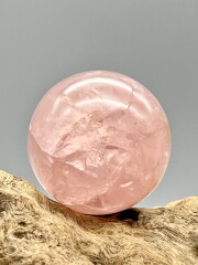 ブラジル産ローズクォーツ・スフィア ROS061