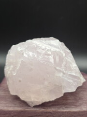 マダガスカル産ローズクォーツ原石 ROS077