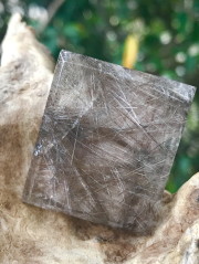 ルチルクオーツ・ルース RUT005