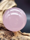 マダガスカル産スターローズクォーツ・スフィア ROS070