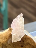 【Melody's Small Stone Collection】バイア産ローズクォーツ・オン・クオーツ ROS072